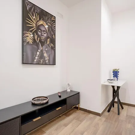 Covi Del Viaggiatore 2 - Modern Comfort, Timeless Charm Apartment Bari