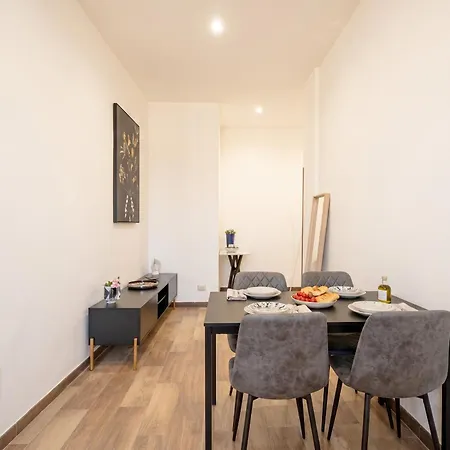 Covi Del Viaggiatore 2 - Modern Comfort, Timeless Charm Апартаменти